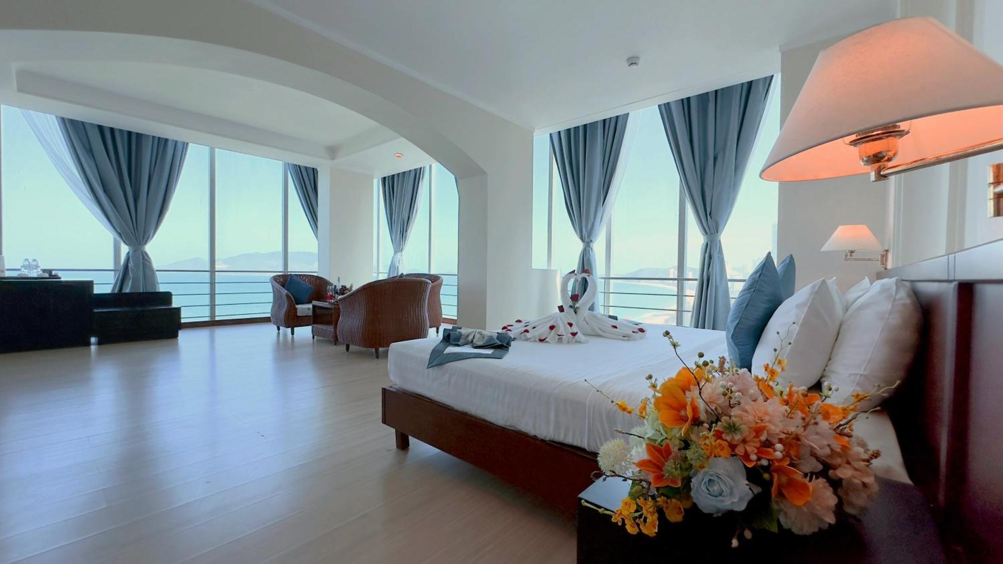 Khách sạn Nha Trang Lodge Hotel 4*