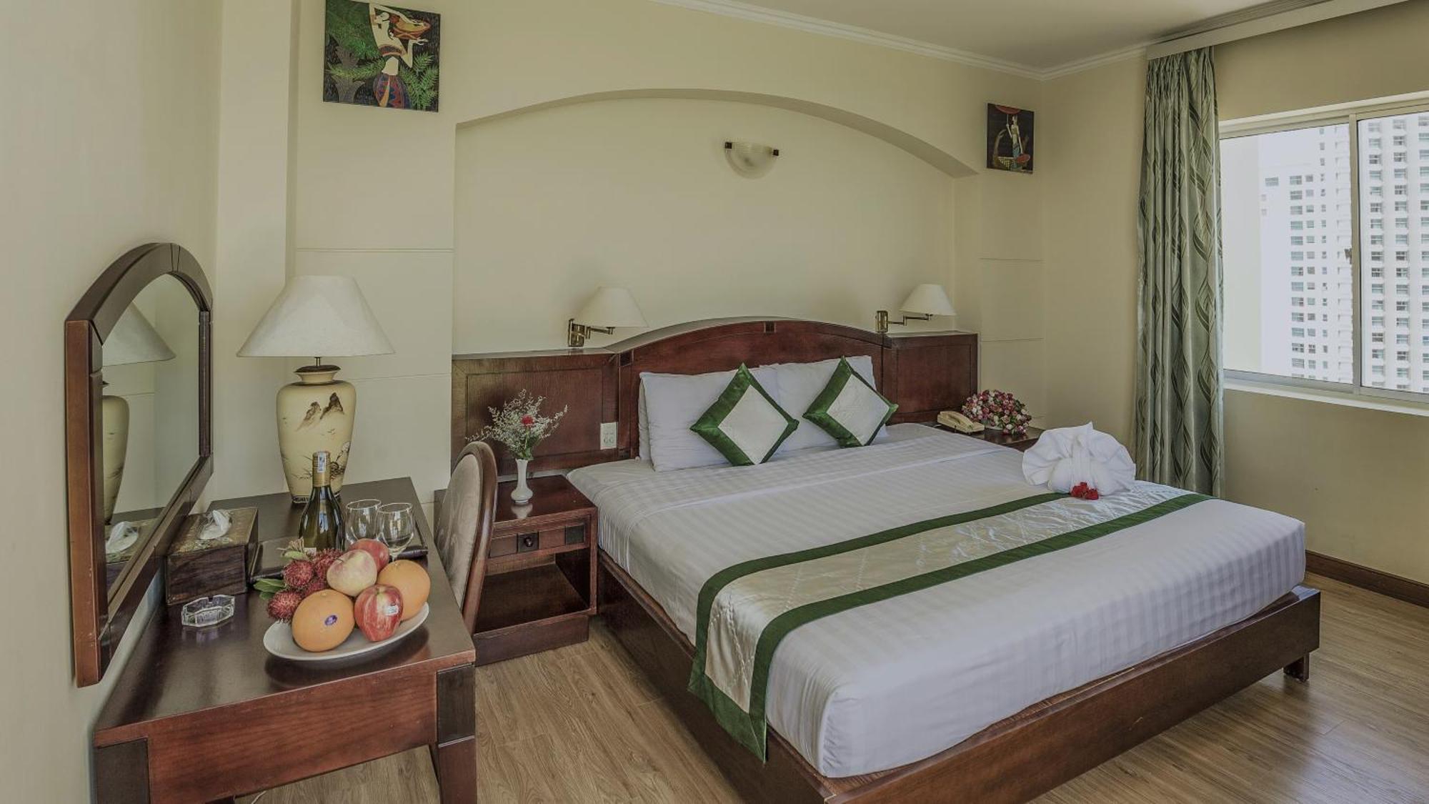 Отель Nha Trang Lodge Hotel Нячанг
