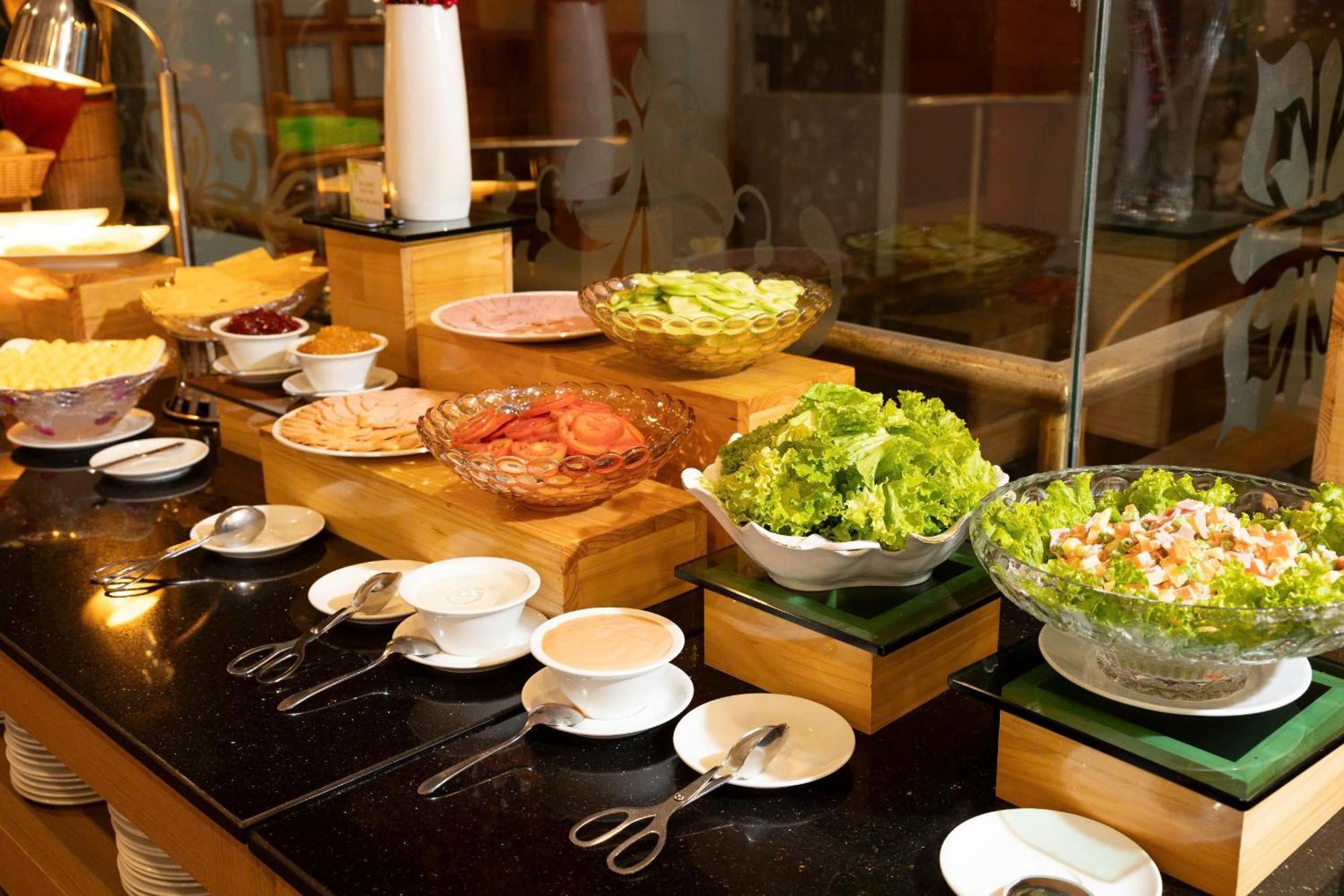 Nha Trang Lodge Hotel Отель Нячанг