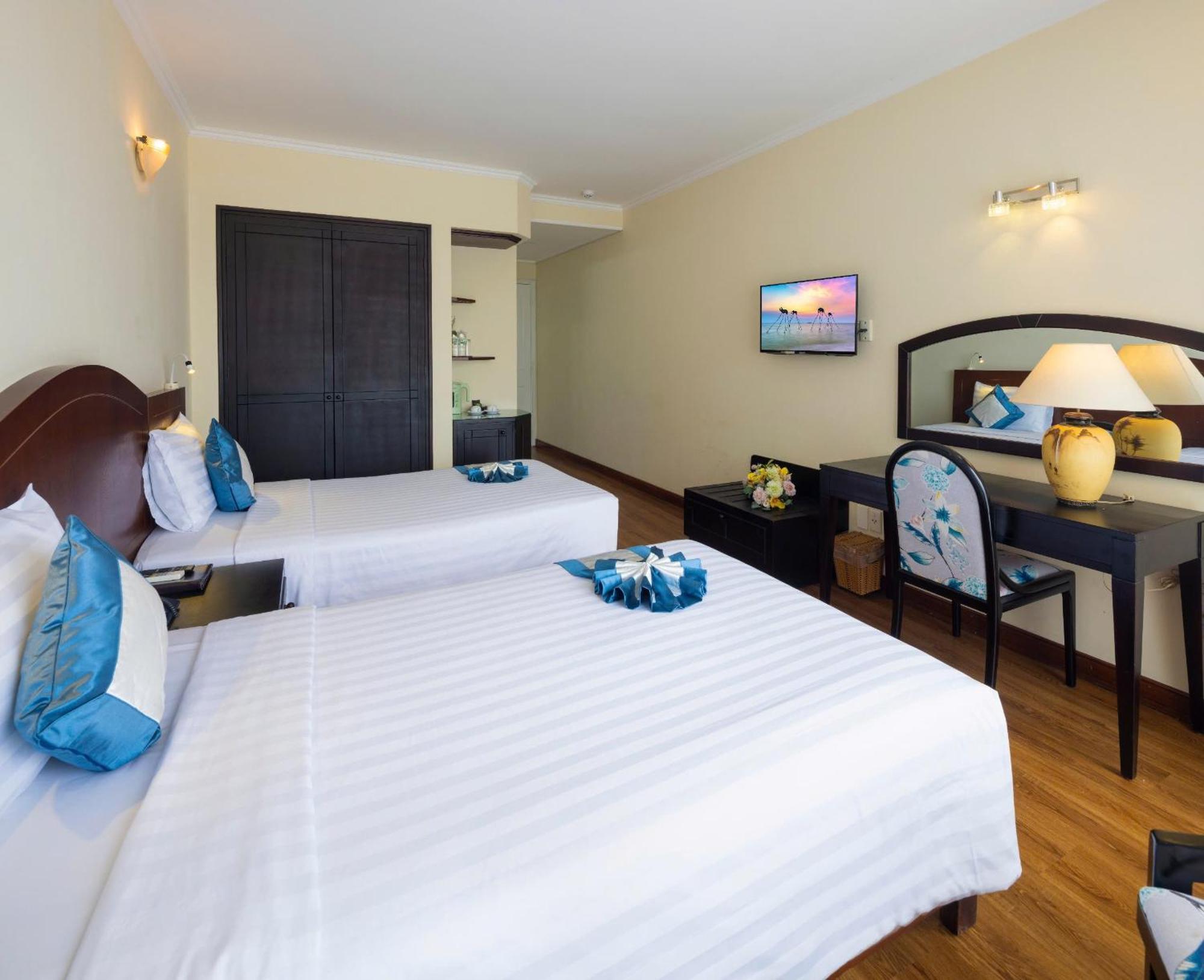 Отель Nha Trang Lodge Hotel Нячанг